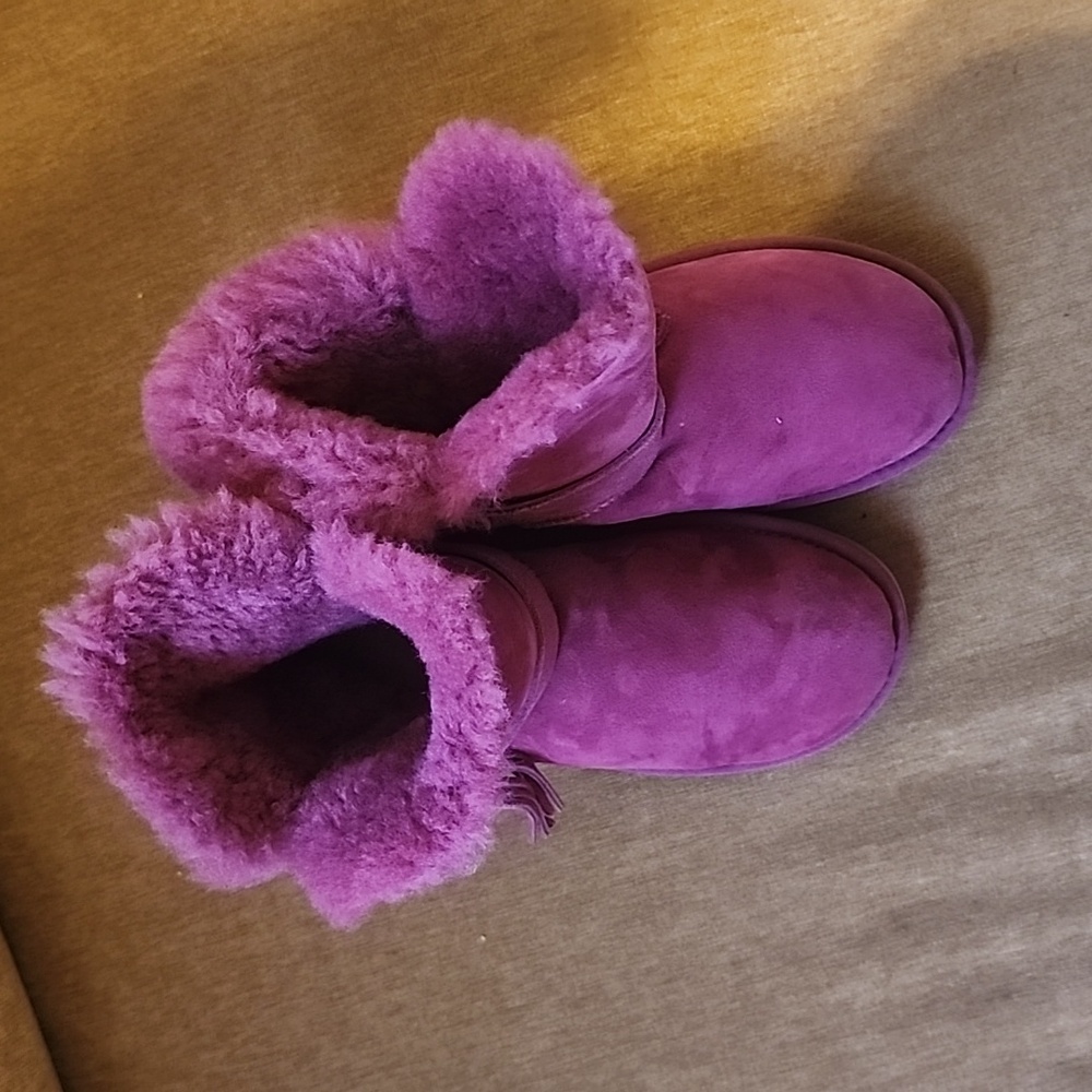 Ugg Boot - image 4